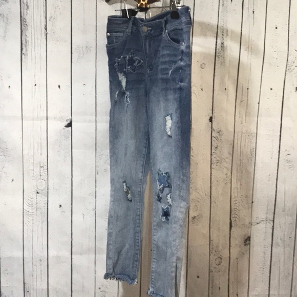 New York & Company Denim - NY & Company SOHO boyfriend jeans distressed cropped stretch
